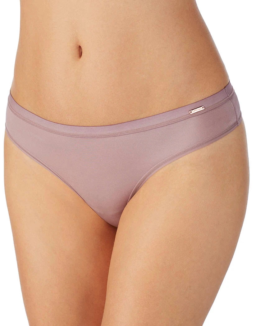 Le Mystere Infinite Comfort No Show Thong Fawn 8838 3 Le Mystere Infinite Comfort No Show Thong Fawn 8838