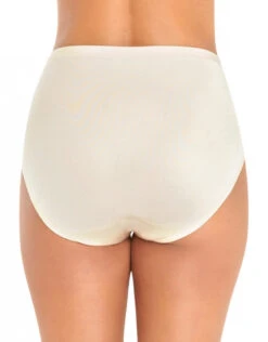 Vanity Fair Body Caress Hi-Cut Brief 13137 -Wacoal Shop 224579