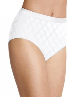 Bali Comfort Revolution Seamless Brief Panty DF803J -Wacoal Shop 333899